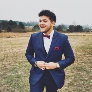 Meet your Posher, César